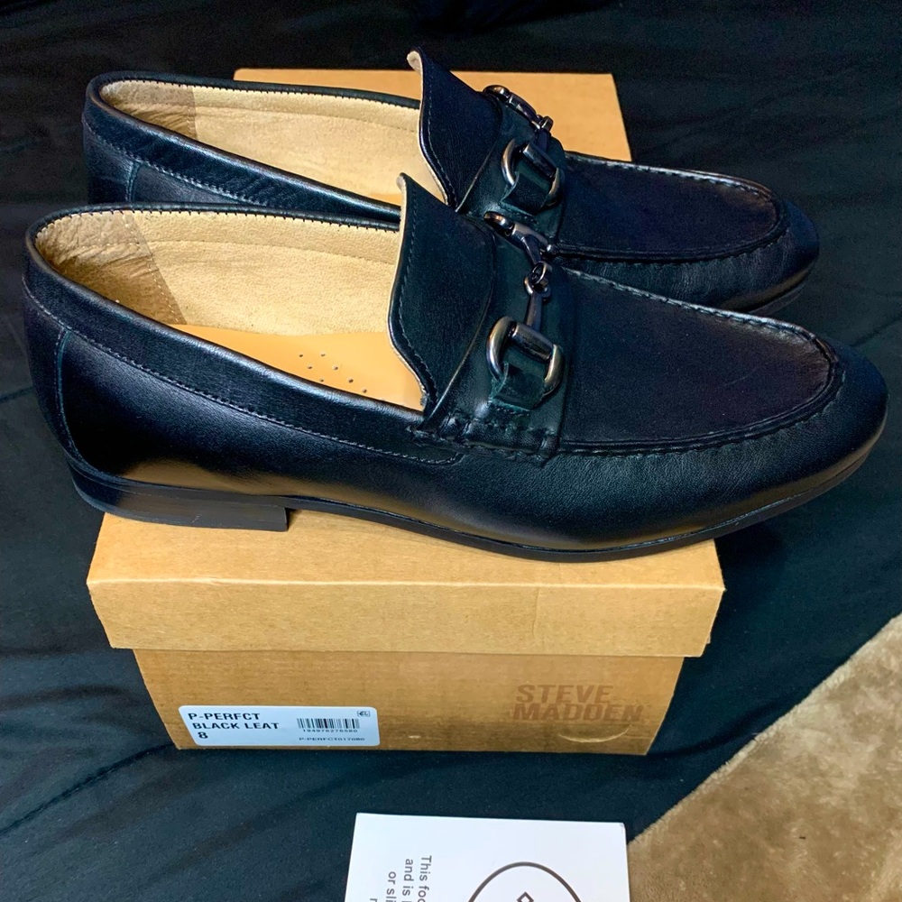 P-PERFECT BLACK LEATHER LOAFER